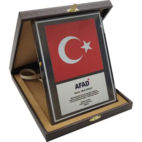 Kutulu Kristal Plaket EKT-700 - Kristal Plaketler Online Sipariş
