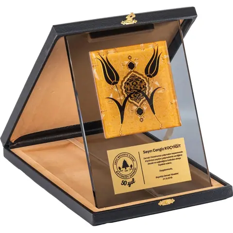 Kutulu Kristal Plaket EKT-710 - Kristal Plaketler