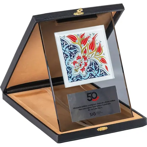 Kutulu Kristal Plaket EKT-740 - Kristal Plaketler